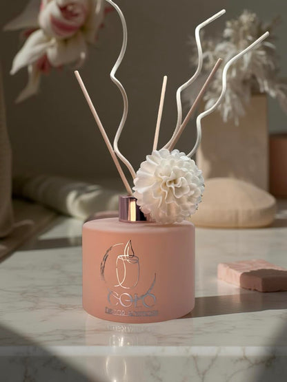 Earthy Rose — Natural Reed Diffuser with Coconut Base & Sculpted Bloom | 6.8 oz