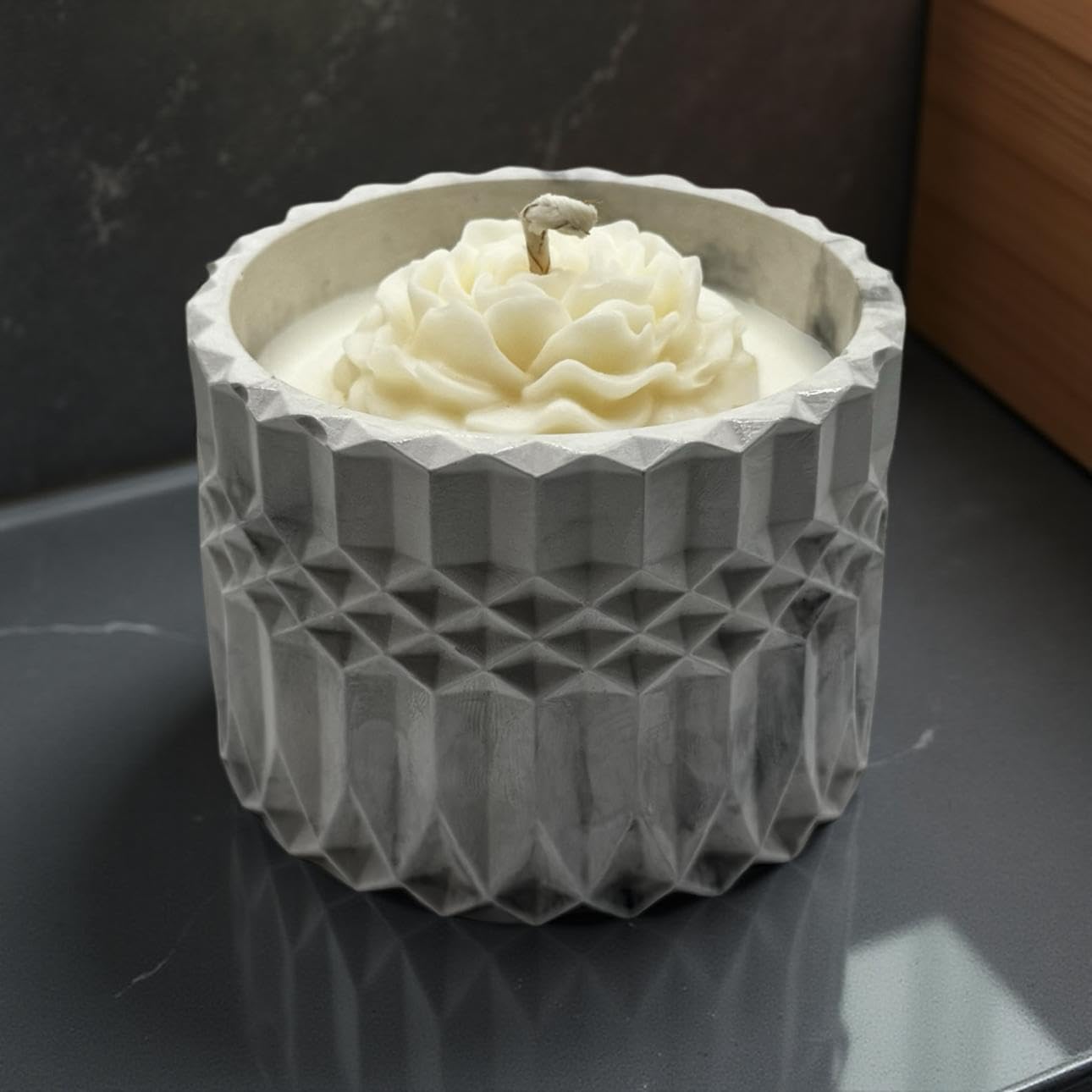 Marble Bloom — Decorative Handmade Soy Wax Candle in Sculpted Jar | 8 oz