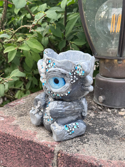 Crystalius Dragon Planter — Handcrafted Fantasy Sculpture Pot for Plants | Unique Artist-Made Gift