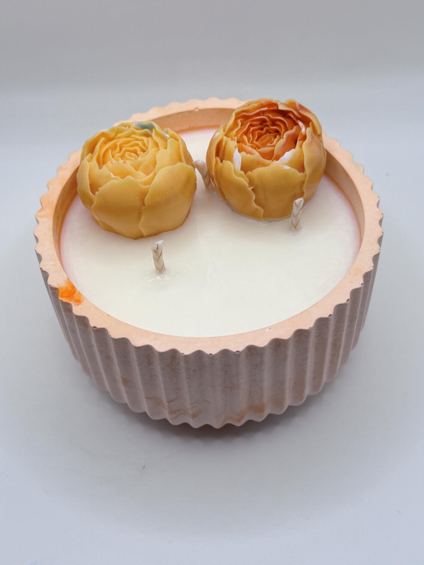 Golden Petals — Handmade Soy Candle with Sculpted Beeswax Flowers in Glass Jar | 8 oz