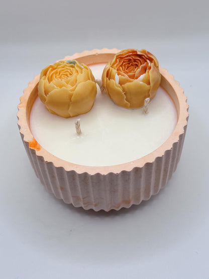 Golden Petals — Handmade Soy Candle with Sculpted Beeswax Flowers in Glass Jar | 8 oz