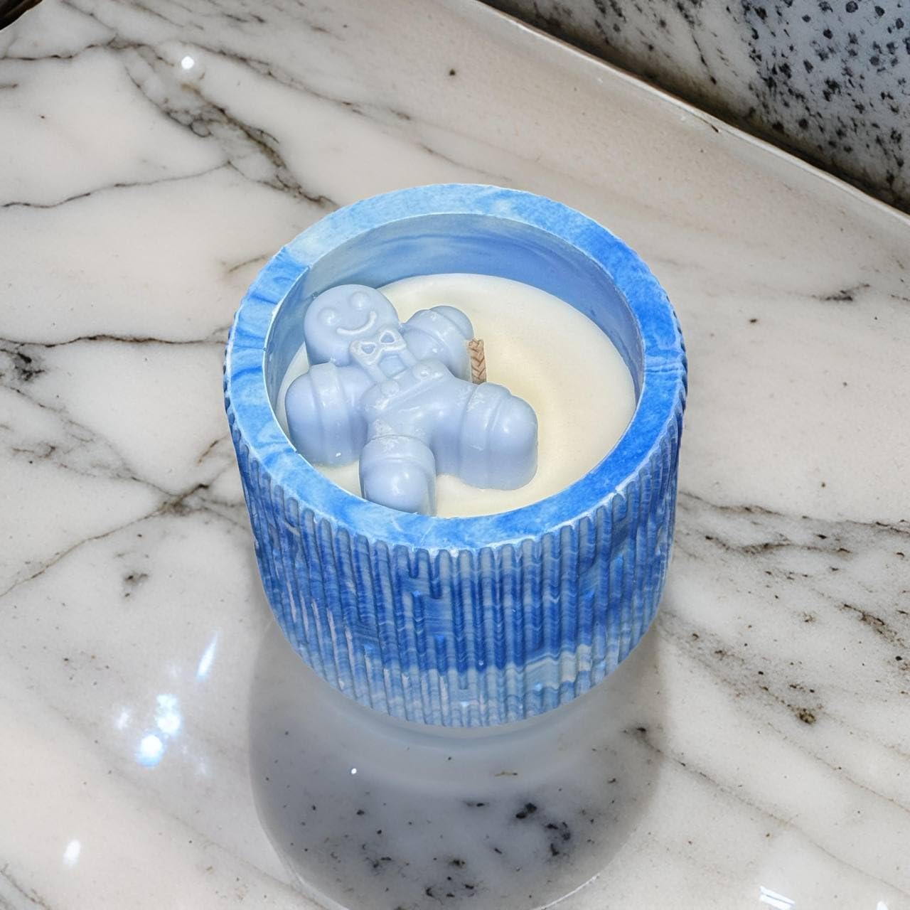 Mini Cozy Gingerbread — Handmade Holiday Candle in Blue Jar | 2.5 oz